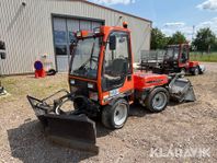 Redskapsbärare Holder C240 med vikplog & sand