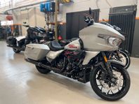 Harley-Davidson CVO Road Glide ST *Nytt i butik*