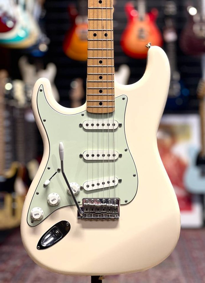 Fender FSR Japan Classic '68 ...