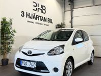 Toyota Aygo 5-dörrar 1.0 VVTi l NyServ l Auto l Lågmil l