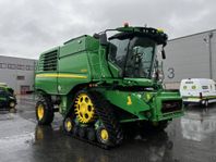 John Deere Skördetröska T 670i
