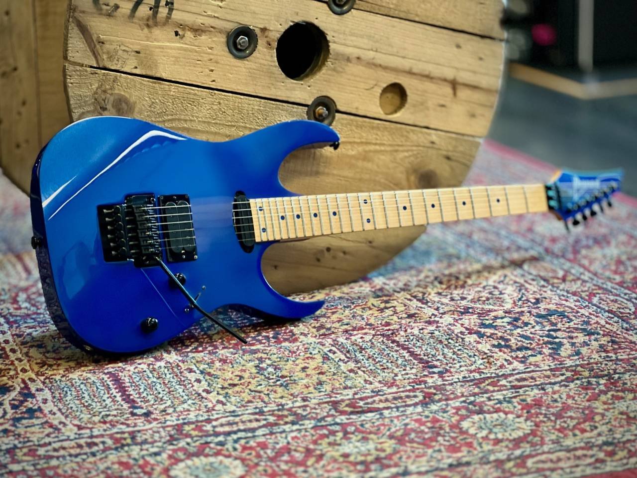 Begagnad Ibanez RG565-LB