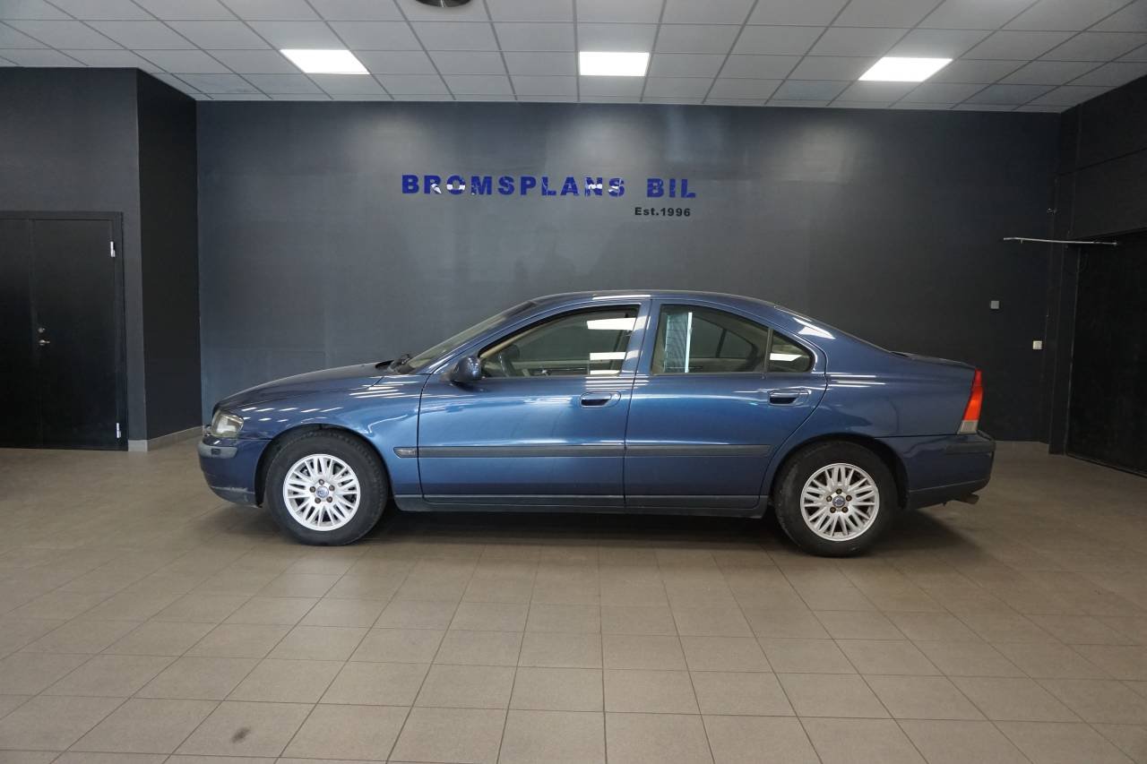 Volvo S60 2,4 A-traktor 2001
