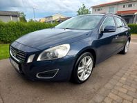 Volvo V60 D5 Momentum 215HK