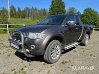 Mitsubishi L200 Club Cab 2.5 4x4