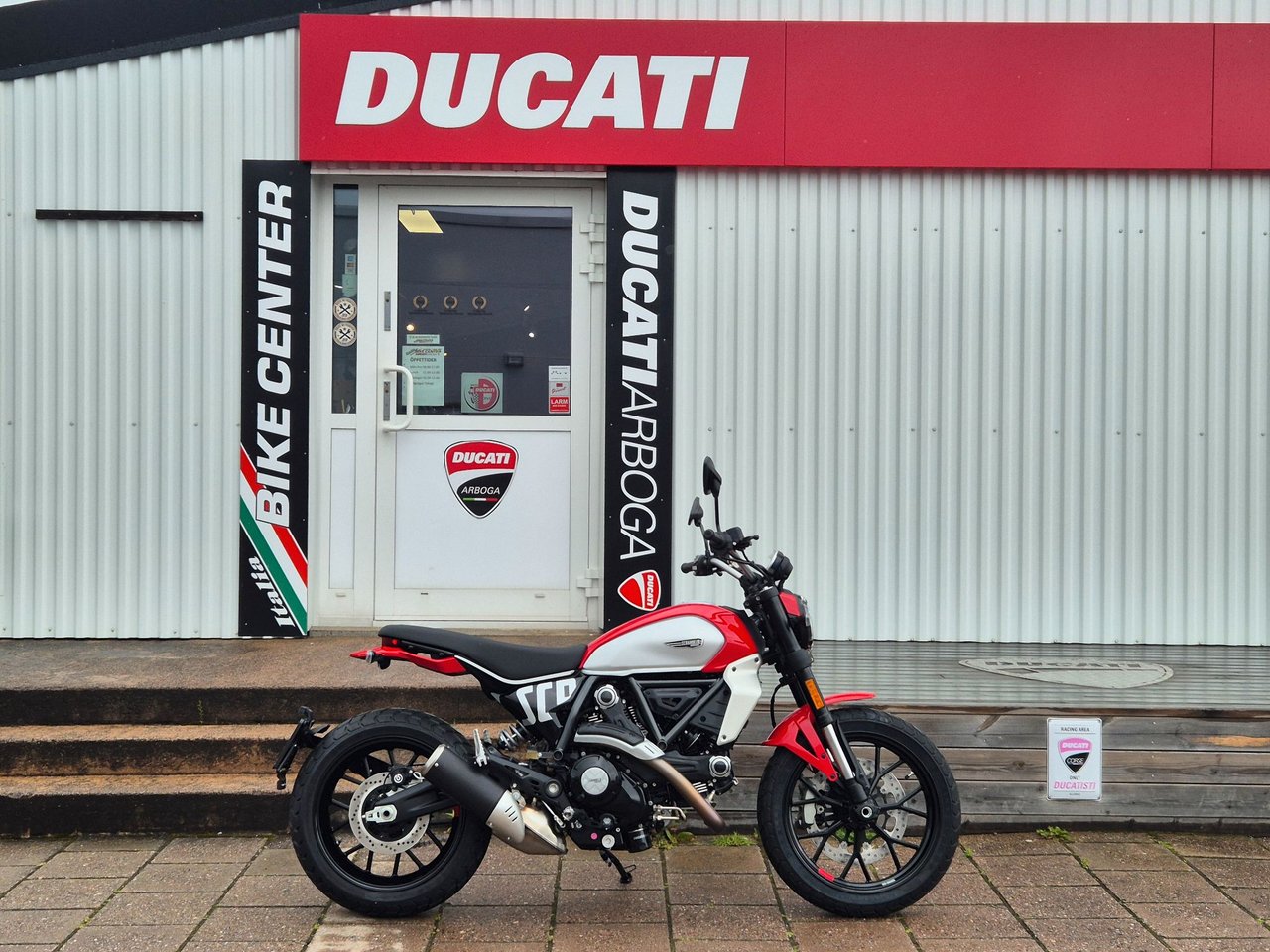 Ducati Scrambler Icon *Kampan...