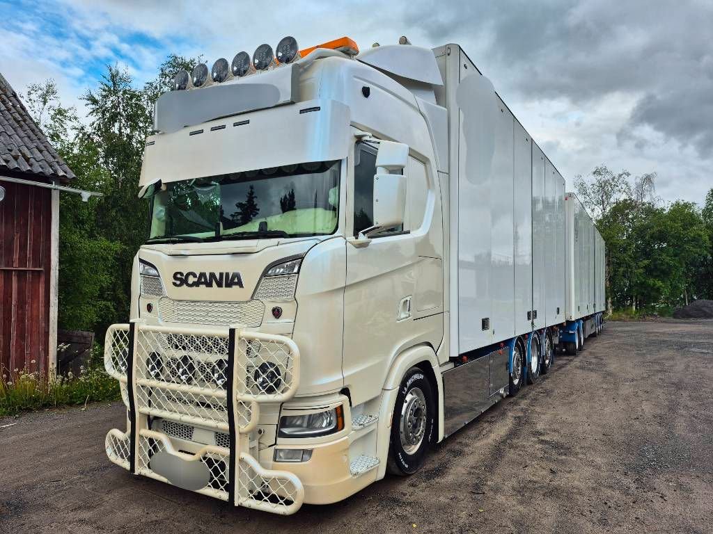 Scania S 650 Ekipage Special ...