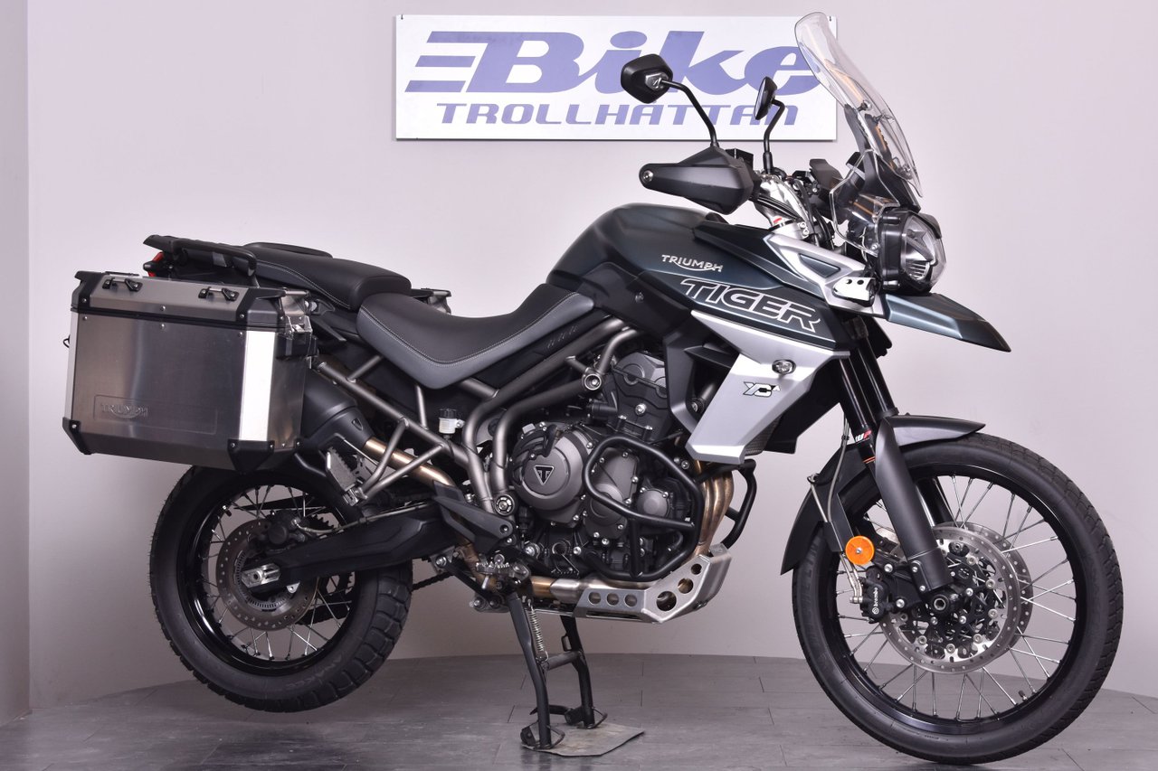 Triumph 800 XCA / SE UTRUSTNI...