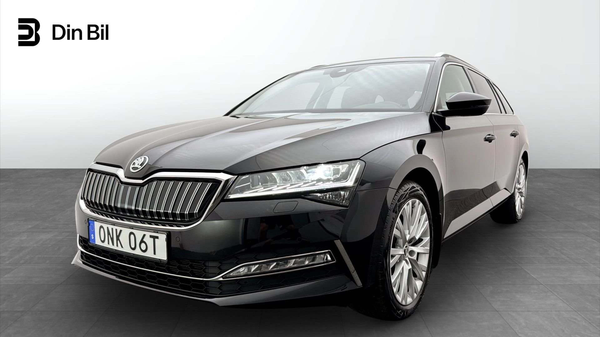 Škoda Superb iV Combi 1.4 TSI iV DSG sekvensiell, 6-trinn, 218hk, 2024