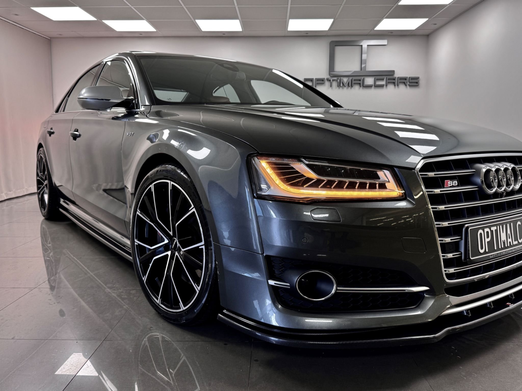Audi S8 Plus 4.0 TFSI V8 quattro TipTronic, 605hp, 2017