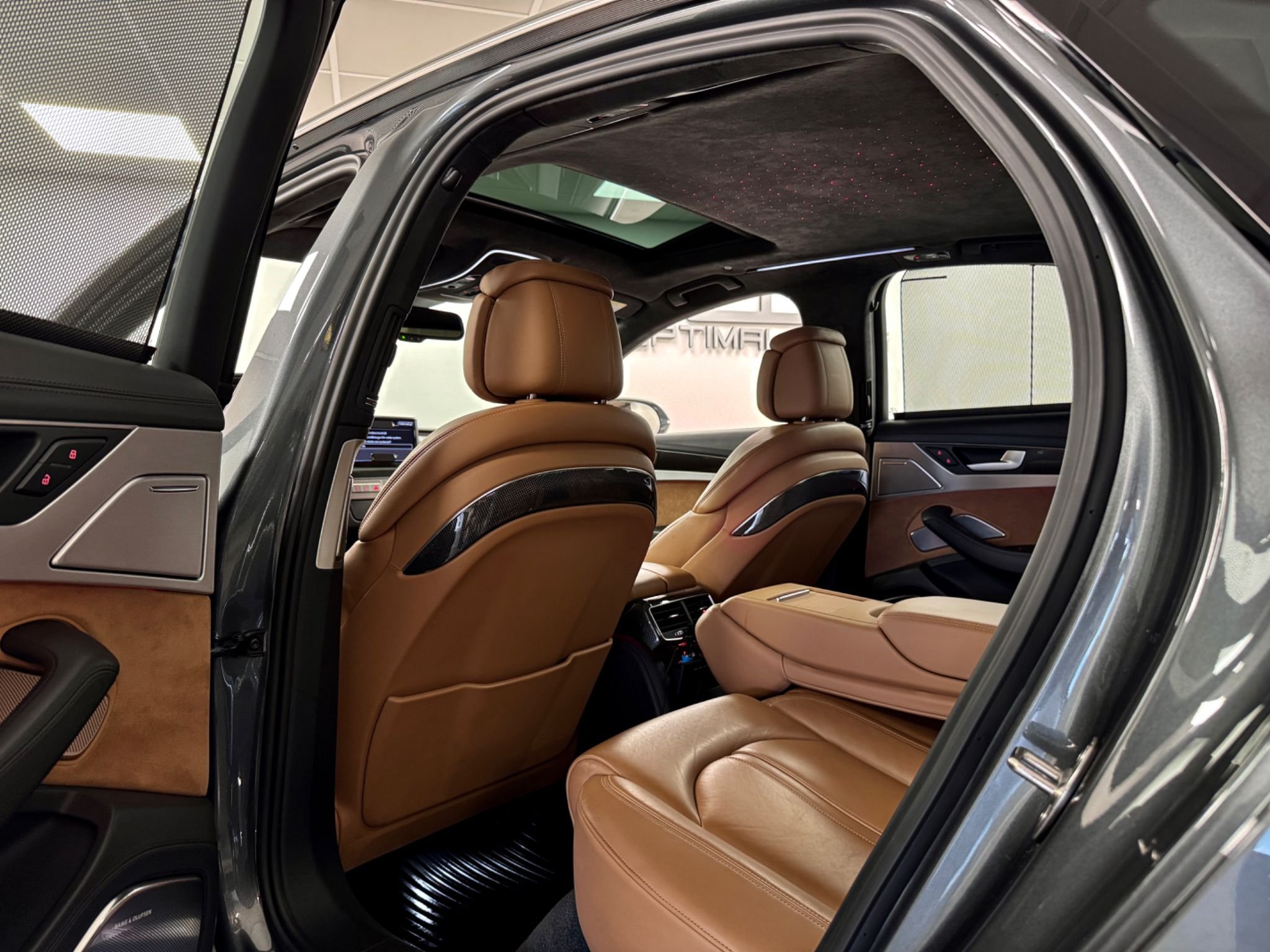 Audi S8 Plus 4.0 TFSI V8 quattro TipTronic, 605hp, 2017