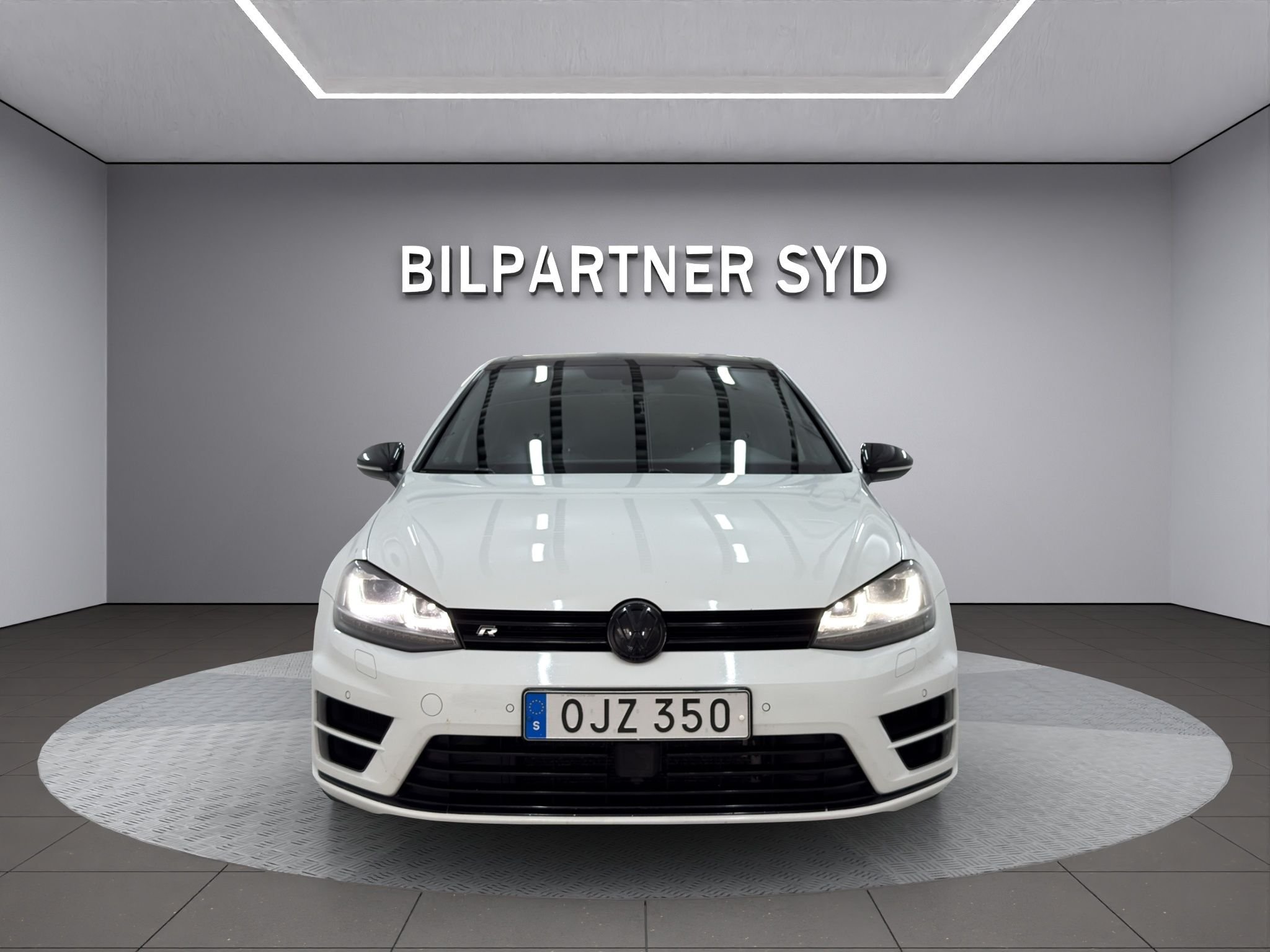 Volkswagen Golf 5-dörrars R 2.0 TSI BMT 4Motion DSG Sekventiell, 300hk, 2017