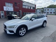 Volvo V60 Cross Country B5 AWD Geartronic Momentum Advanced