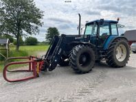 New Holland 8340 traktor med redskap