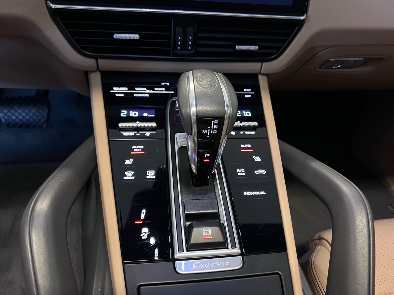 Porsche Cayenne E-Hybrid TipTronic, 8-trinn, 462hk, 2022