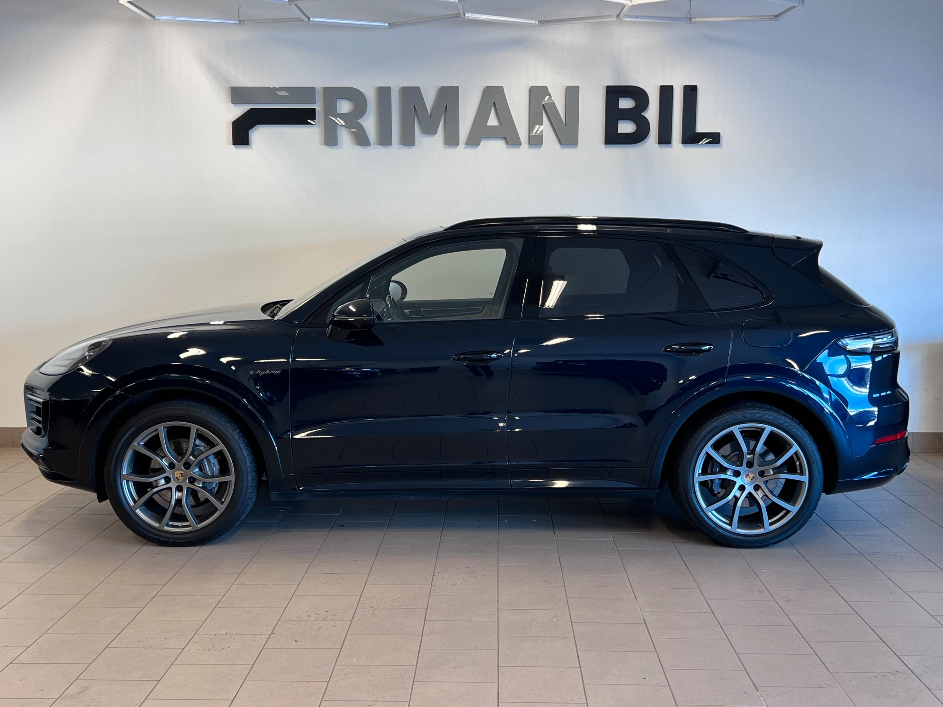 Porsche Cayenne E-Hybrid TipTronic, 8-trinn, 462hk, 2022