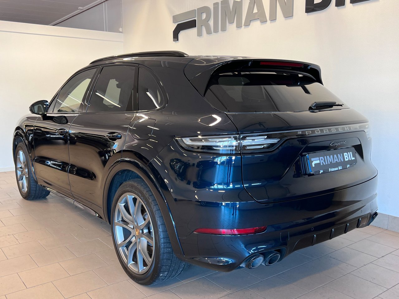 Porsche Cayenne E-Hybrid TipTronic, 8-trinn, 462hk, 2022