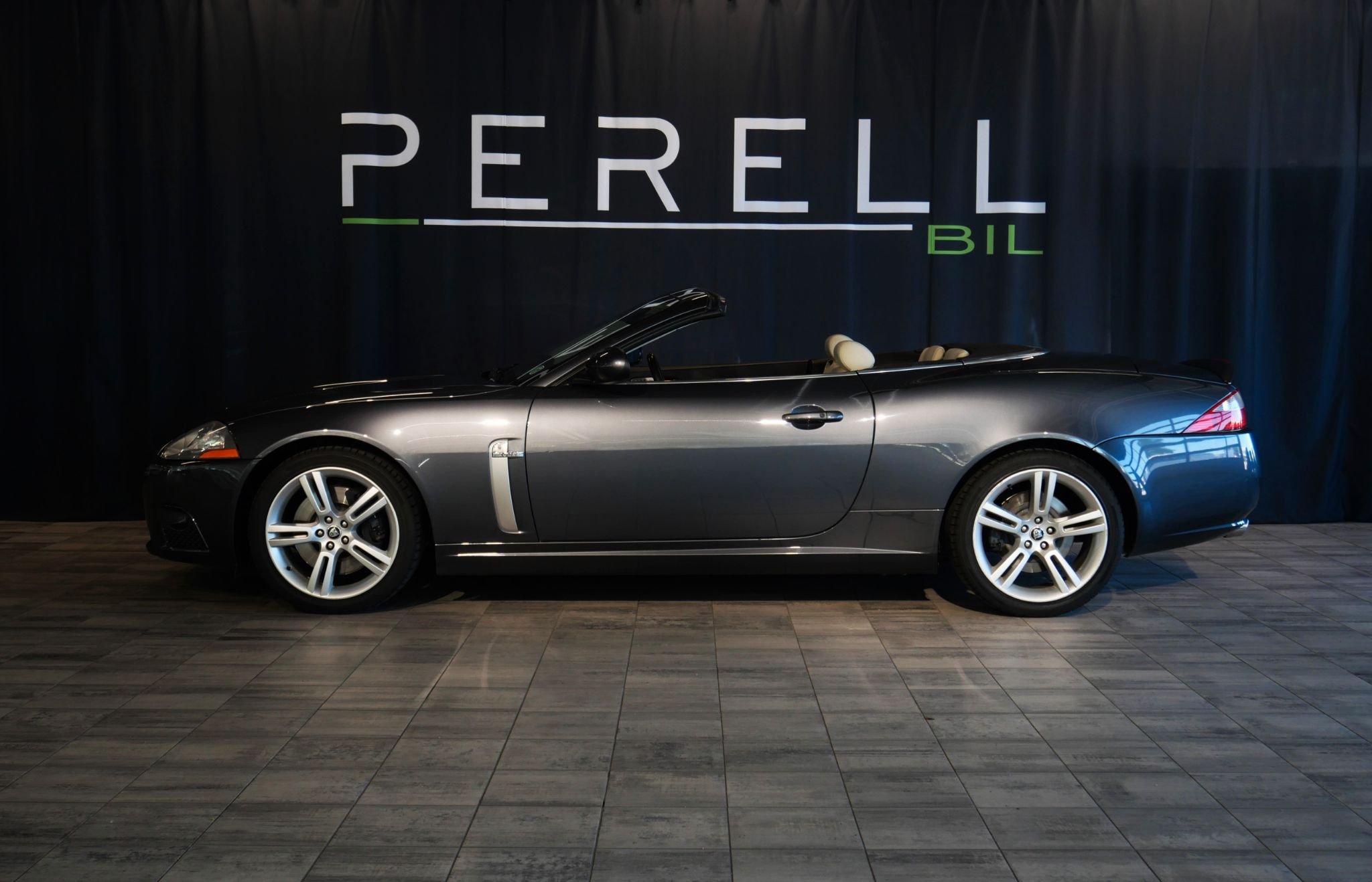 Jaguar XKR Convertible Automatisk, 6-trinn, 416hk, 2007