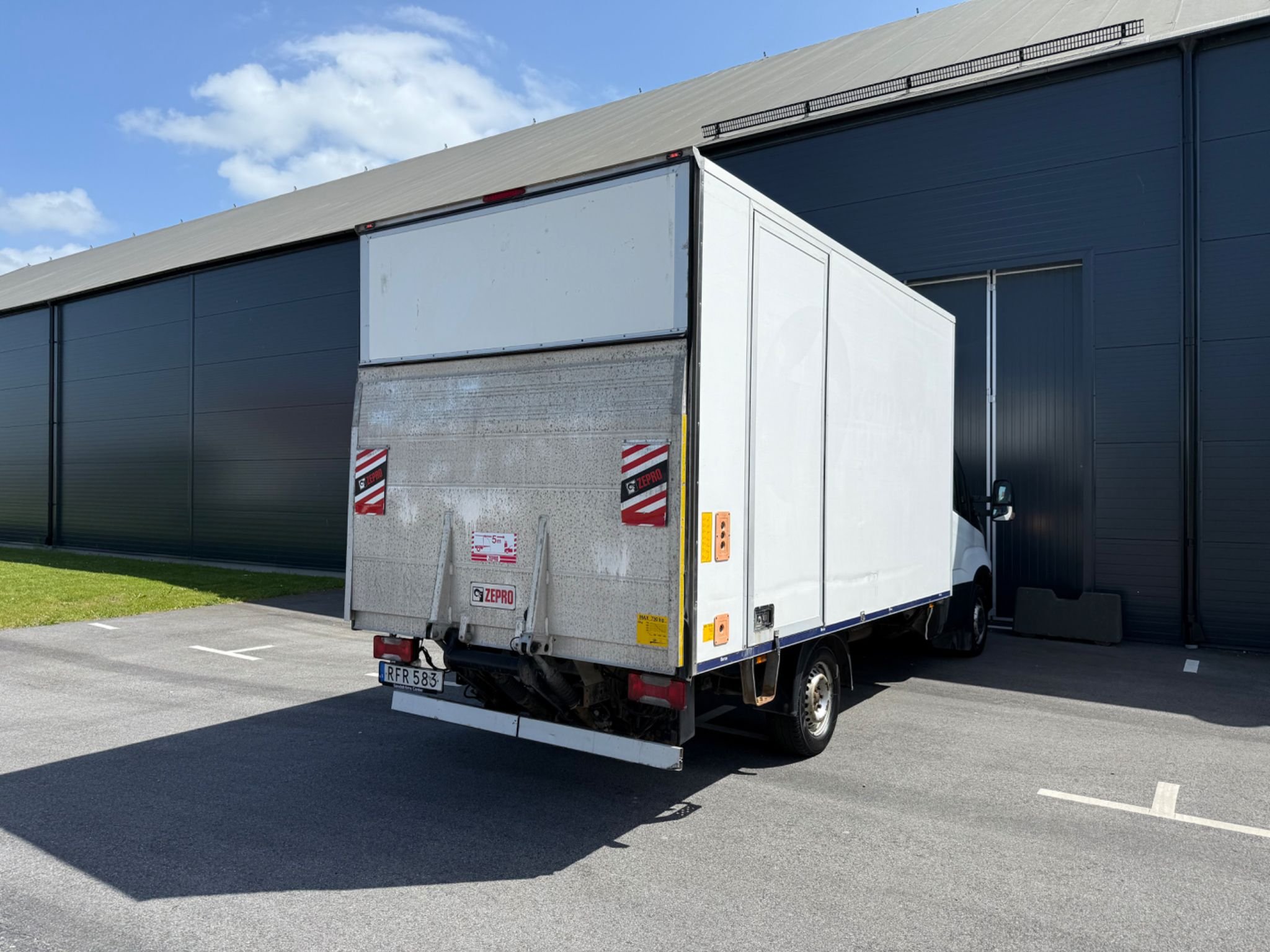 Iveco Daily 35-130 Chassi Cab 2.3 JTD Hi-Matic, 126hk, 2016