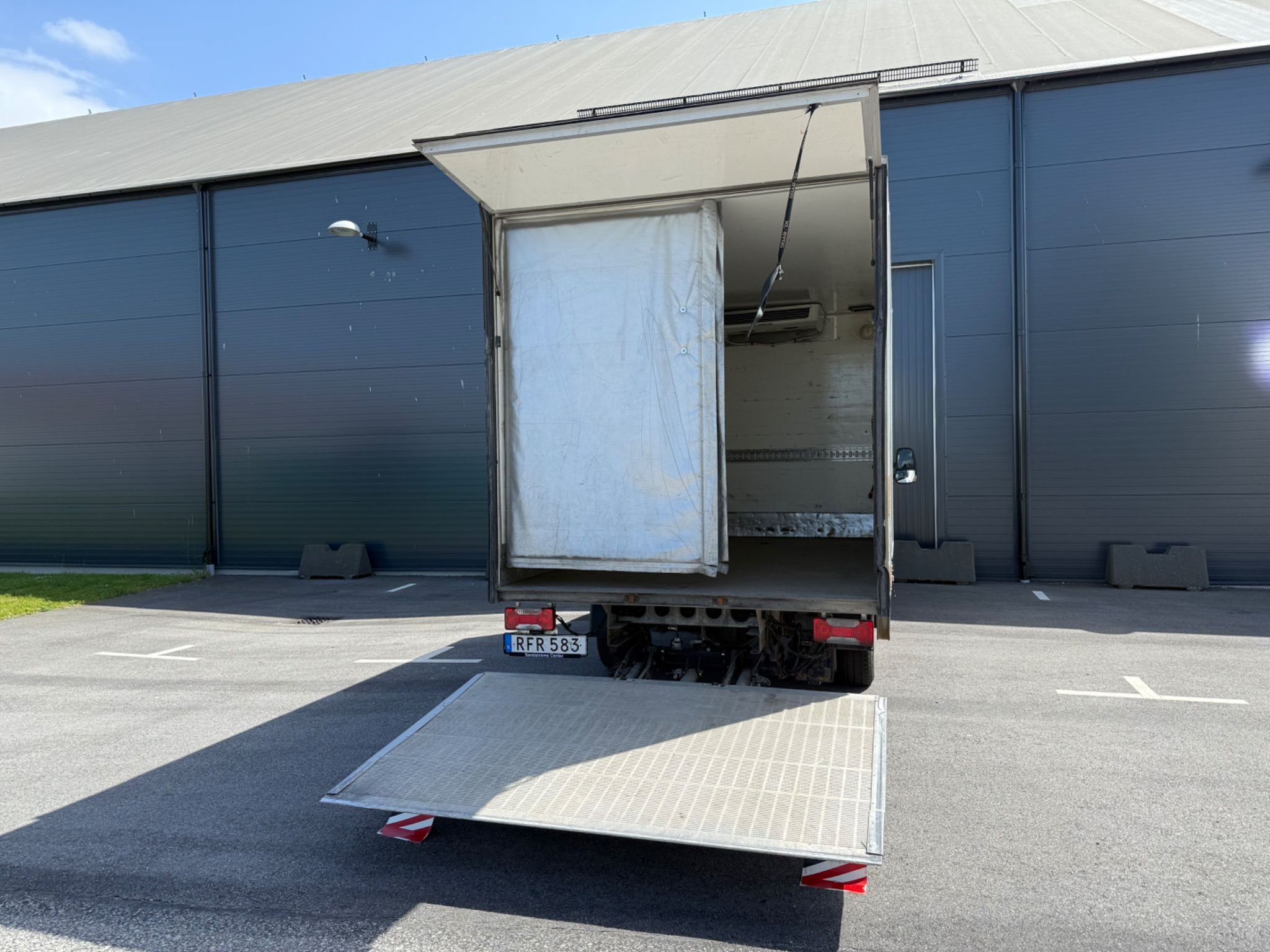 Iveco Daily 35-130 Chassi Cab 2.3 JTD Hi-Matic, 126hk, 2016