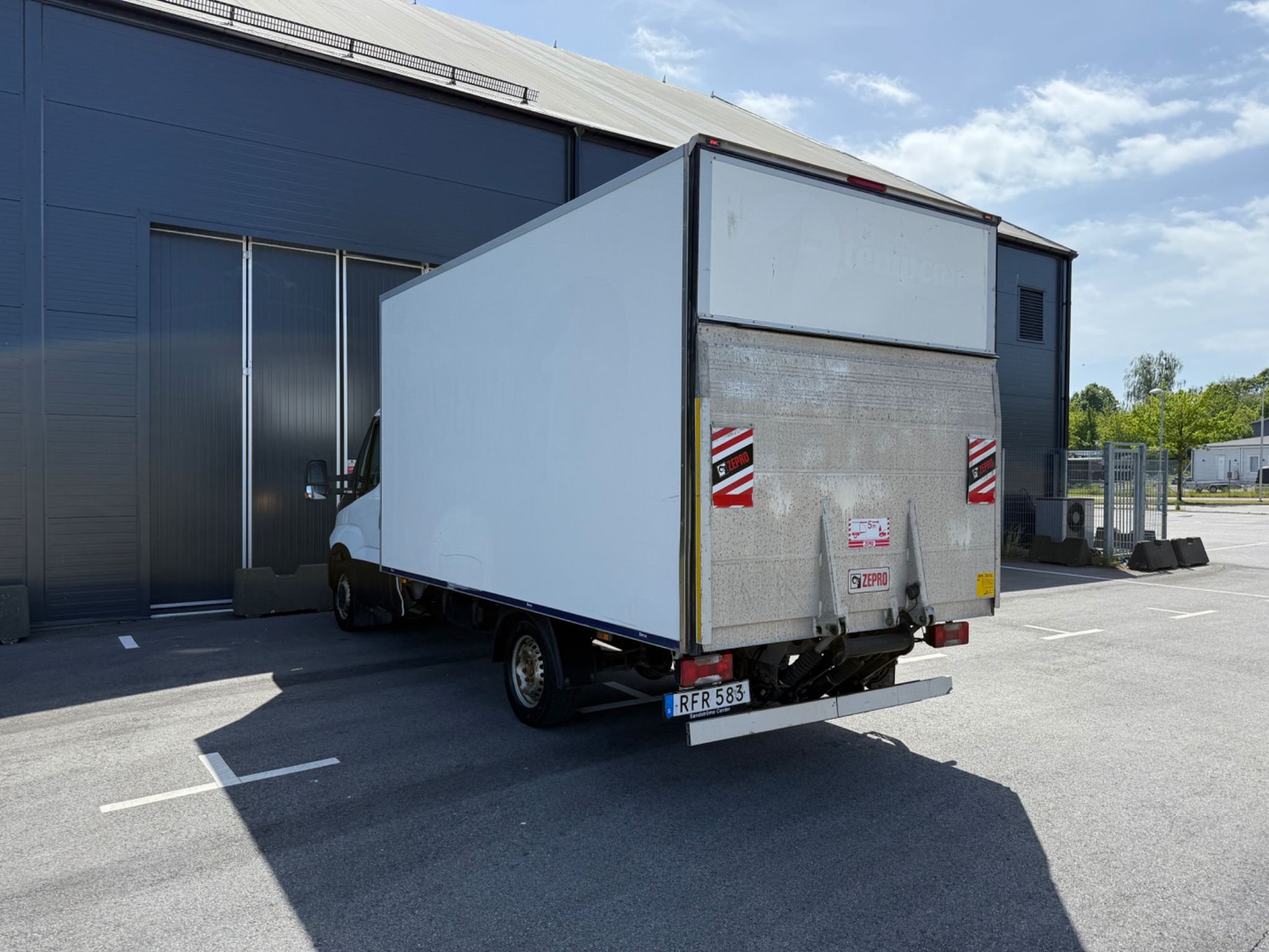 Iveco Daily 35-130 Chassi Cab 2.3 JTD Hi-Matic, 126hk, 2016