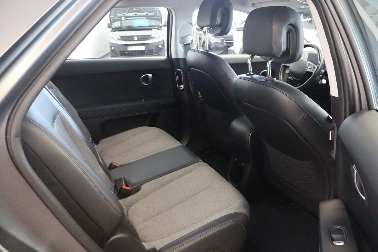 Hyundai Ioniq 5 72.6 kWh, 218hp, 2022