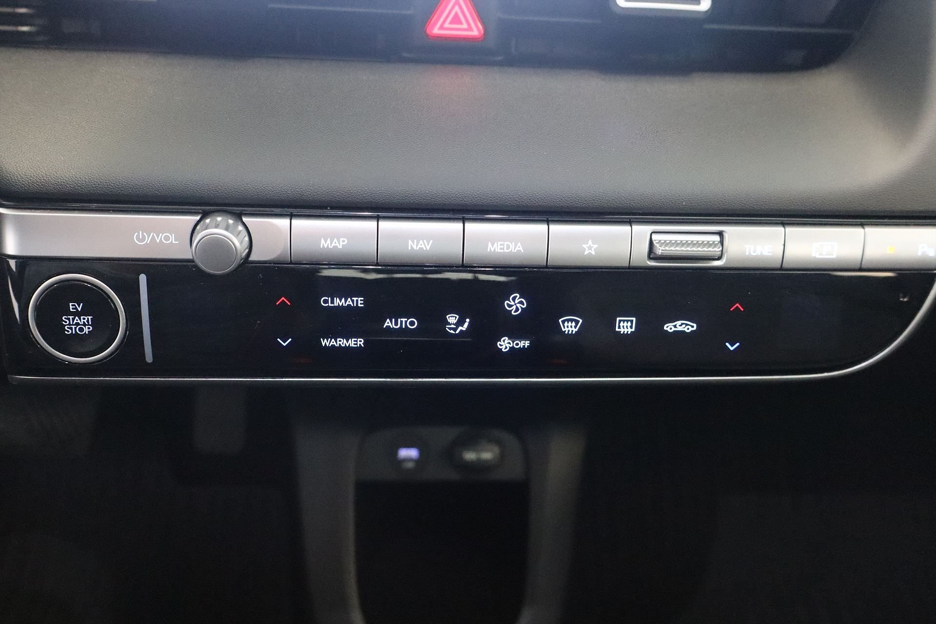 Hyundai Ioniq 5 72.6 kWh, 218hp, 2022