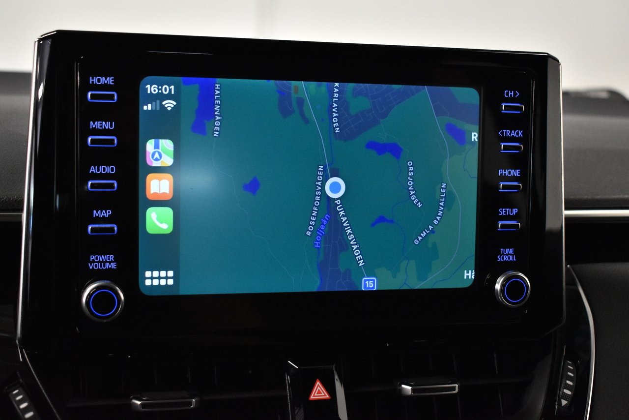 Suzuki Swace Hybrid e-CVT, 122hk, 2022