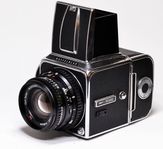 Hasselblad 500C + Planar 80/2,8 T* + Magasin