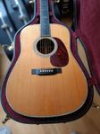 Martin D-45E Retro 2014 hos Guitar Heroes