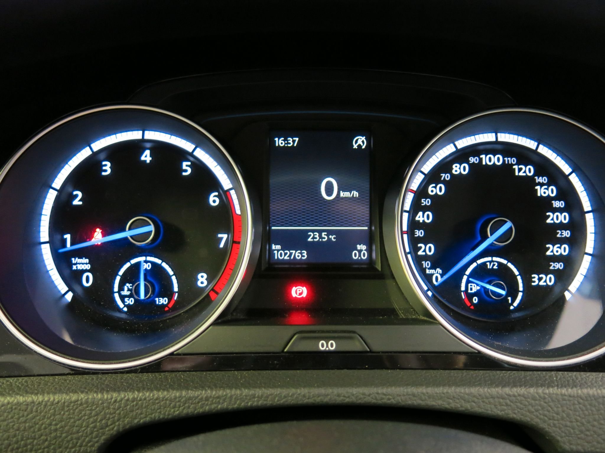 Volkswagen Golf Sportscombi  R 2.0 TSI BMT 4Motion DSG Sekventiell, 300hk, 2016