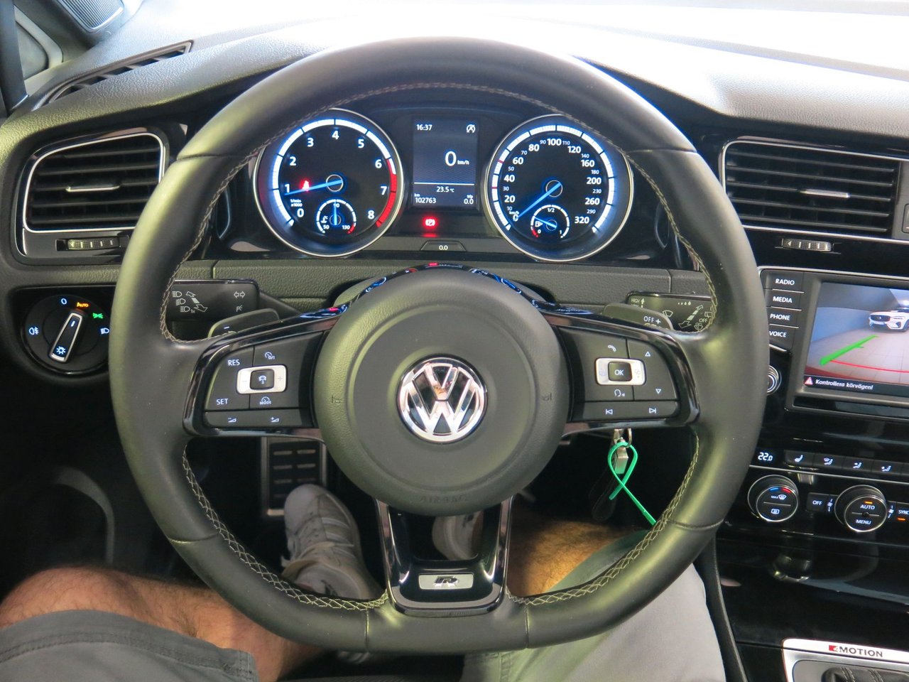 Volkswagen Golf Sportscombi  R 2.0 TSI BMT 4Motion DSG Sekventiell, 300hk, 2016