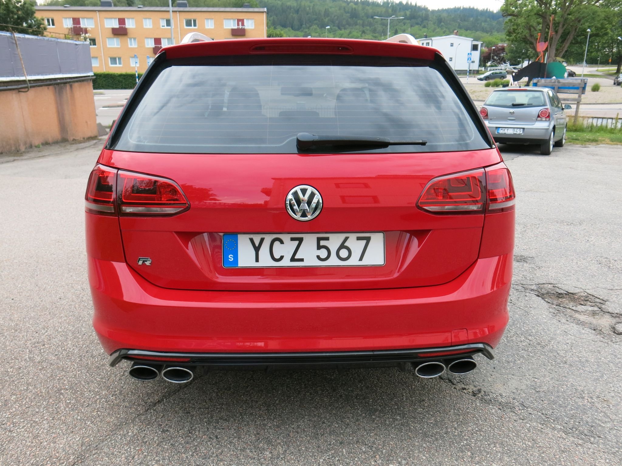 Volkswagen Golf Sportscombi  R 2.0 TSI BMT 4Motion DSG Sekventiell, 300hk, 2016