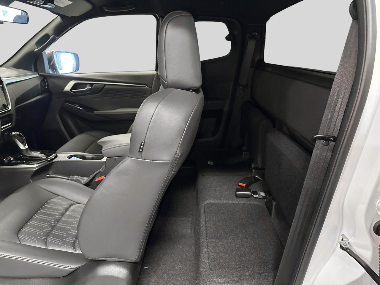 Isuzu D-Max Space Cab 1.9 CNG 4WD Automatic, 163hp, 2024