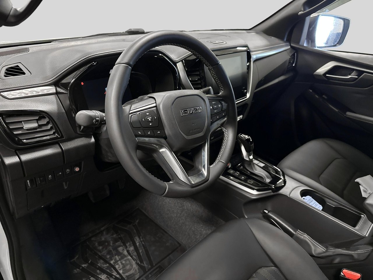 Isuzu D-Max Space Cab 1.9 CNG 4WD Automatic, 163hp, 2024