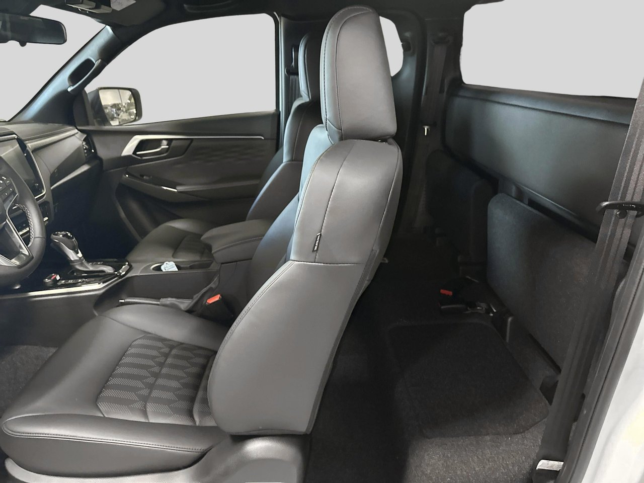 Isuzu D-Max Space Cab 1.9 CNG 4WD Automatic, 163hp, 2024