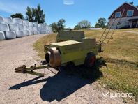 Småbalspress Claas Markant 40