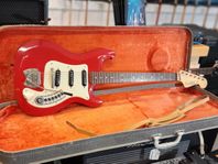 Hagström III Futurama Red -64