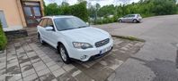 Subaru Outback 2.5 4WD .Automat ,Ny besiktad ,Drag krok ,Tak