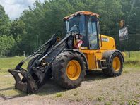 JCB 412S AGRI LASTMASKIN (KUND)