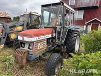 Traktor Leyland 272