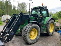 JOHN DEERE 6830 Traktor med redskap