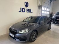 BMW 118 d Aut Sport Line HiFi Adaptiv-farthålla Kamera 150hk