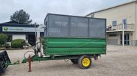TIPPVAGN 3-vägstipp med Lövsug
