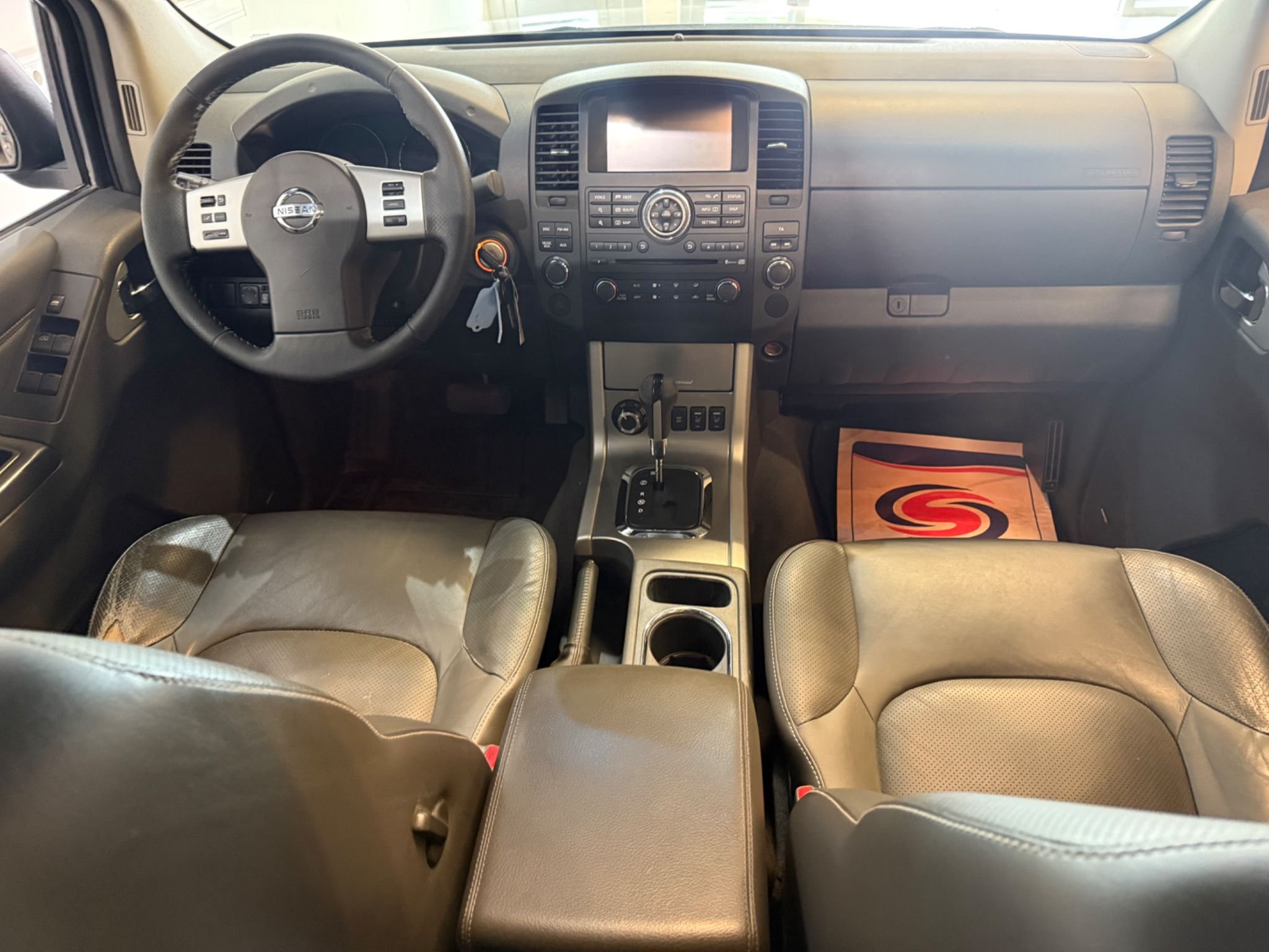 Nissan Navara Dubbelhytt 3.0 dCi V6 4x4 Automatisk, 231hk, 2014