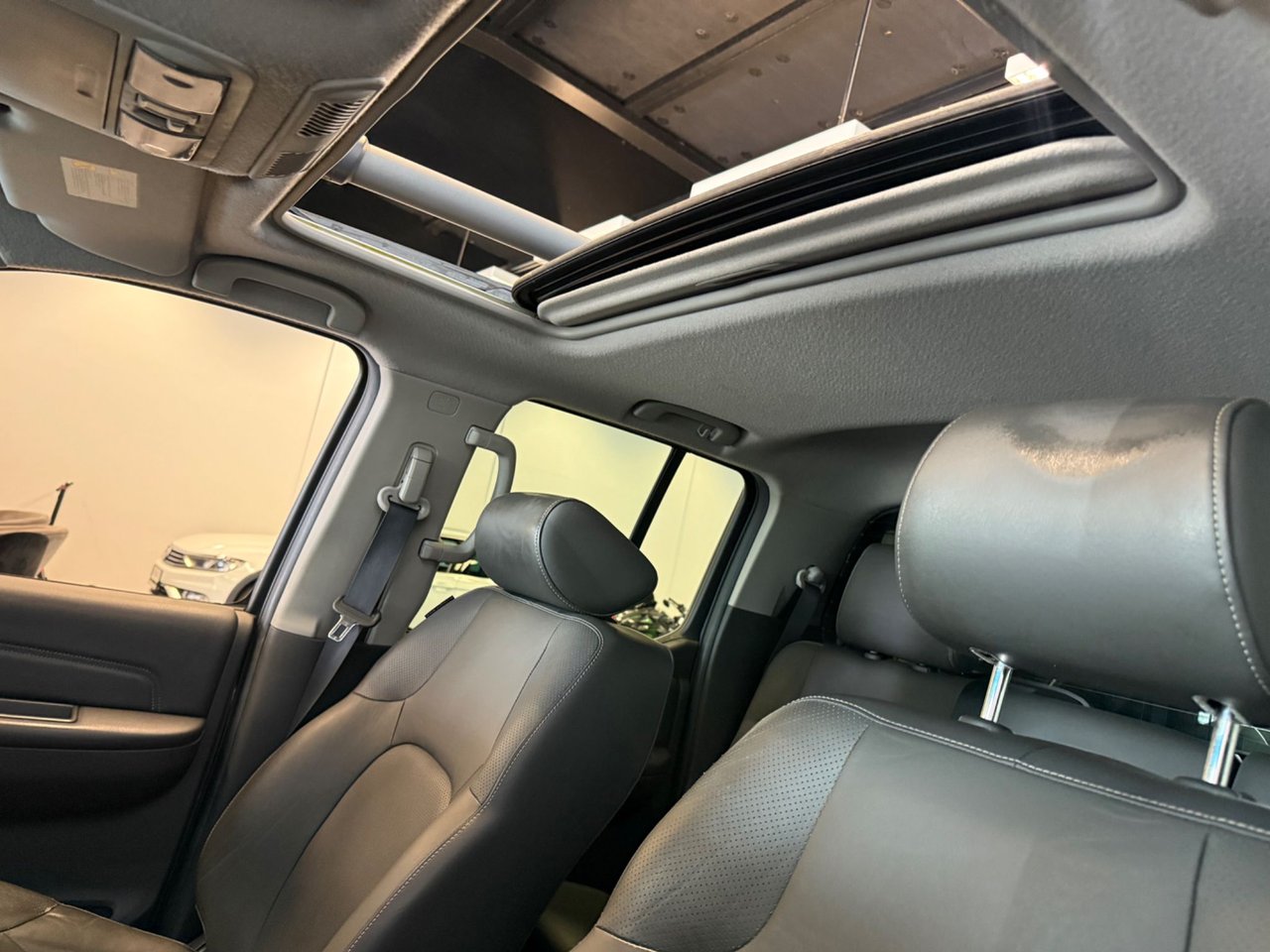 Nissan Navara Dubbelhytt 3.0 dCi V6 4x4 Automatisk, 231hk, 2014