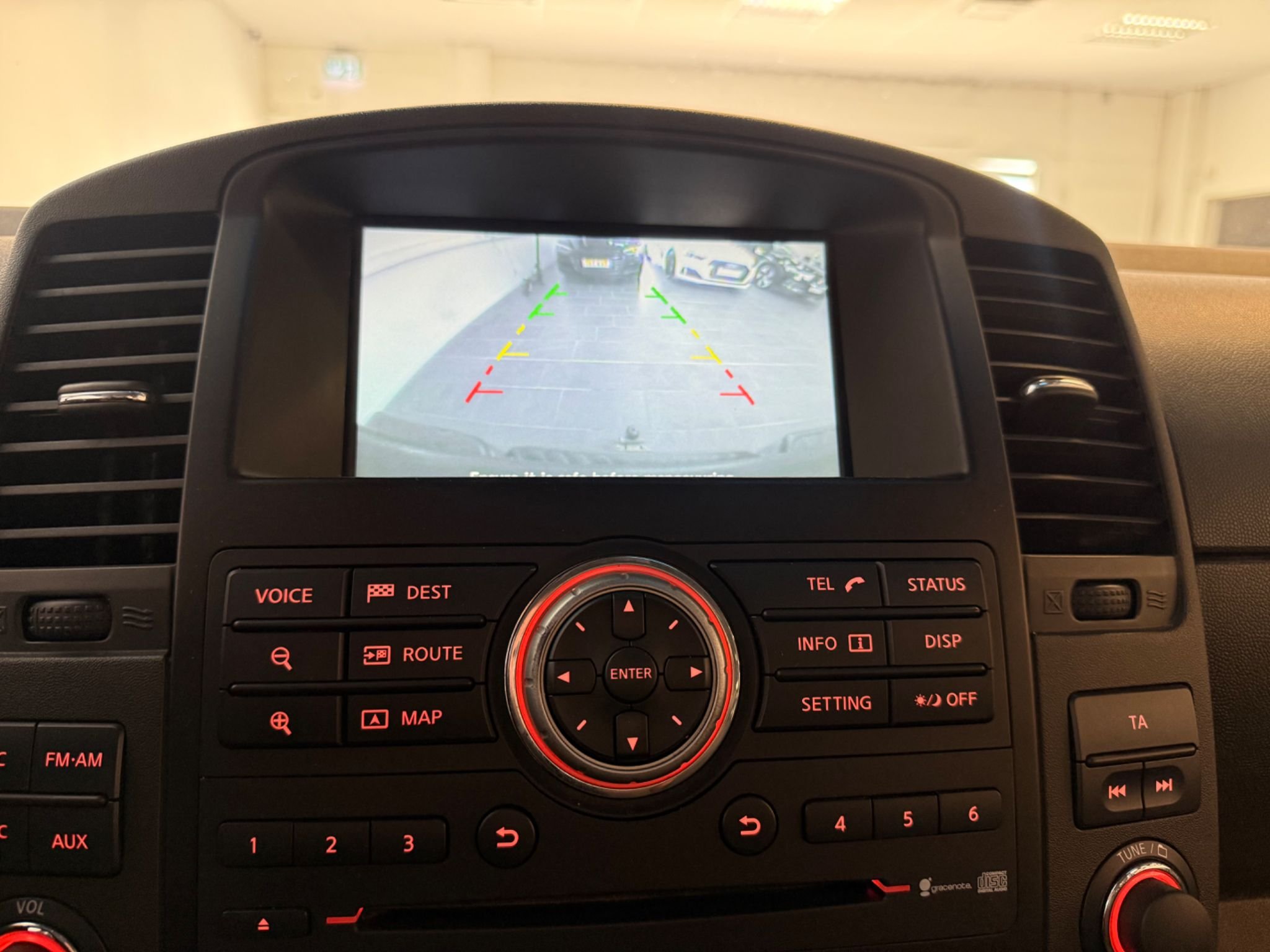 Nissan Navara Dubbelhytt 3.0 dCi V6 4x4 Automatisk, 231hk, 2014