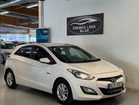 Hyundai i30 5-dörrar 1.6 CRDi,Ny besiktad,P-Sensor,Lågmil