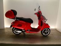 Vespa 300 GTS Super
