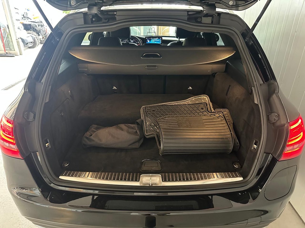 Mercedes-Benz C 300 T de 9G-Tronic, 306hp, 2020